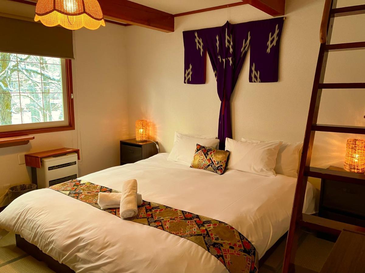 Lodge Blue Mount